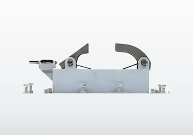 Plate pull hook, machined to the plate