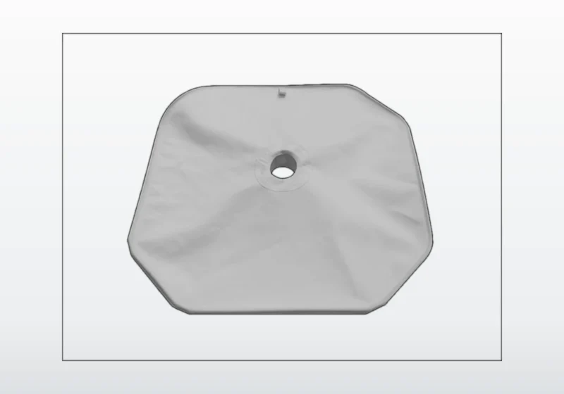 Cloth with center port